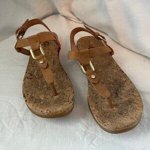 UGG Women's Aleigh Sandal